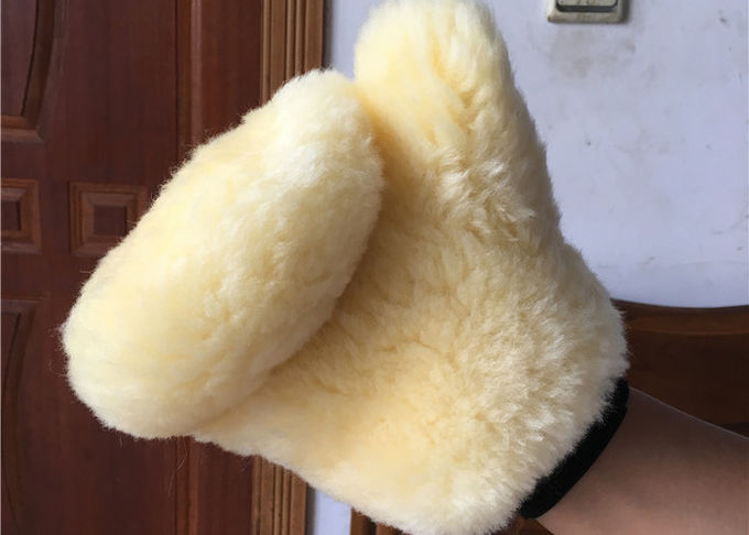 Wiederverwendbare doppelte mit Seiten versehenes Auto-waschende Handschuh-Handschuh-Gelb-Farbe mit 100% reiner Wolle
